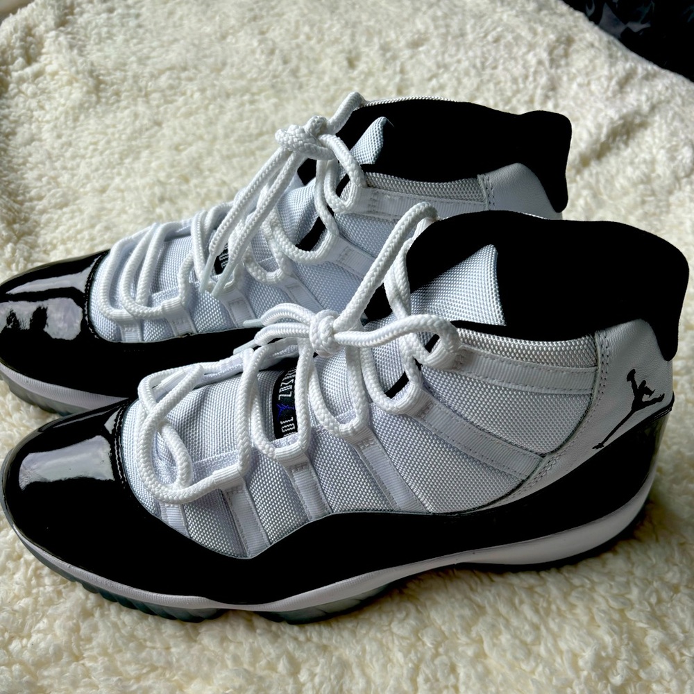 Nike Jordan’s Patent Retro 1145’s SZ 14
